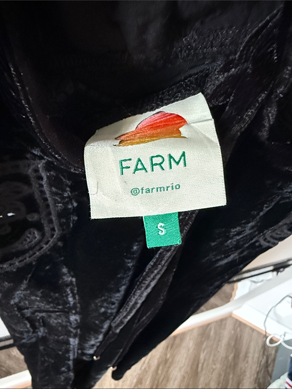 Farm Rio velvet midi dress - Picture 4 of 6